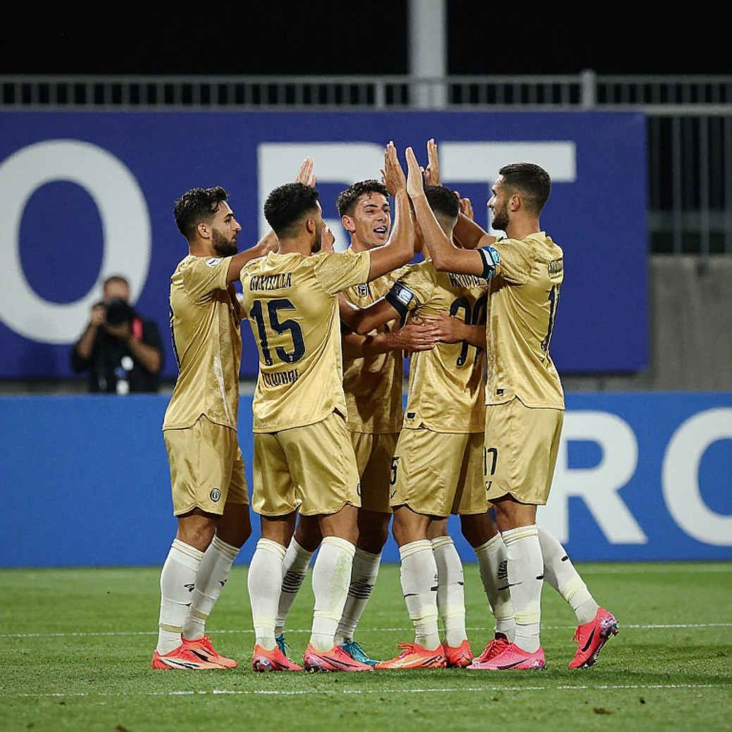 Tám tiền đạo và một Ronaldo 41 tuổi: Nước cờ liều của Bồ Đào Nha ở Nations League