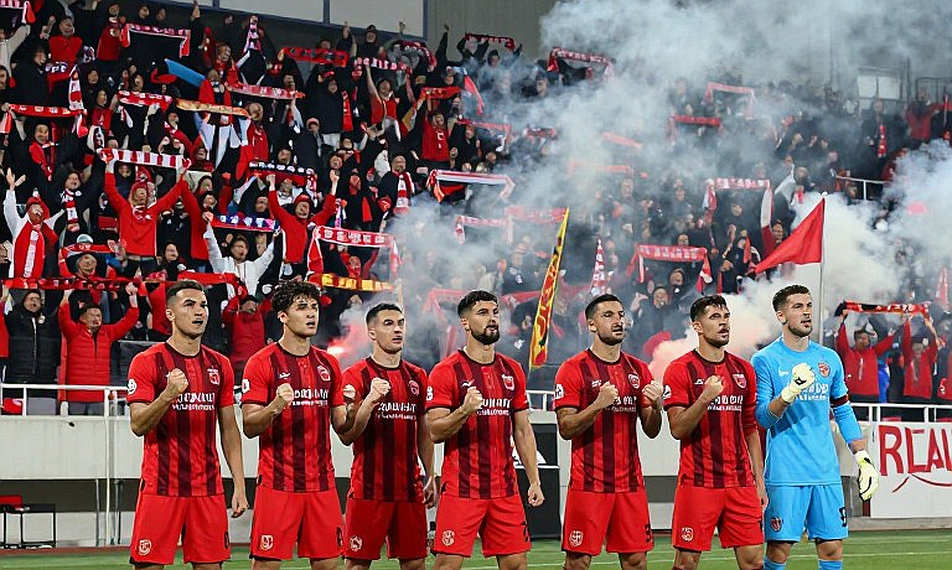U20 Việt Nam gạt nỗi buồn, quyết thắng Palestine