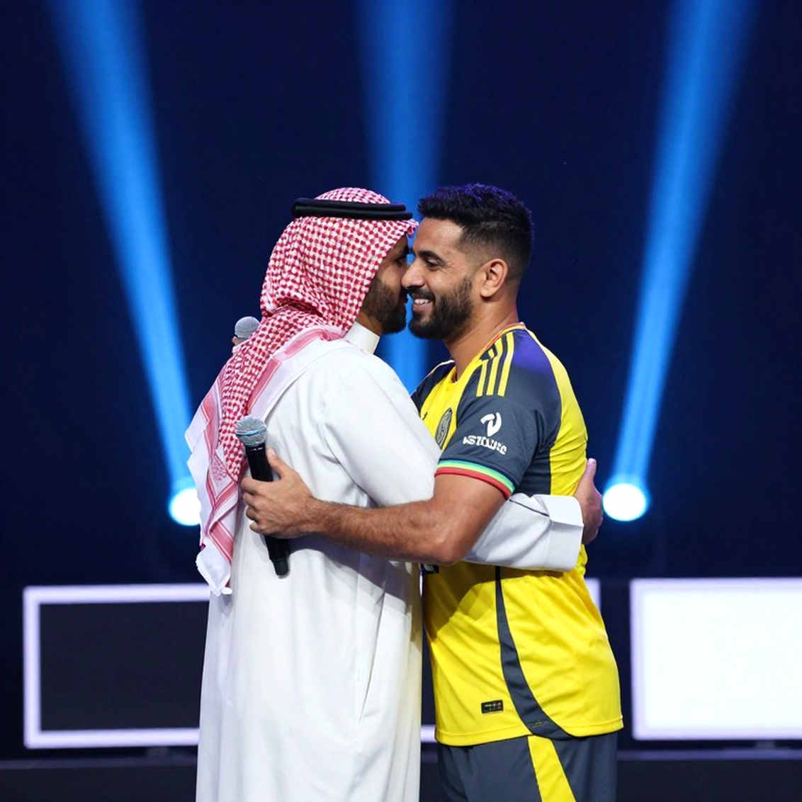 Ba bàn thua, một cầu thủ 21 tuổi và tấm khiên đẹp nhất của Al-Ittihad
