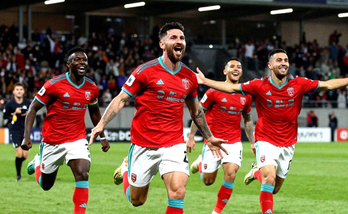 Đọc dòng tiền trước khi đọc bàn thắng: V.League và bài kiểm tra dữ liệu chưa từng khép lại