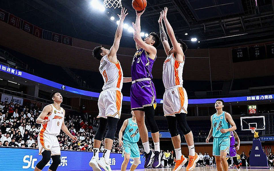 Milutinov và pha rời sân để lại nỗi lo kép: EuroLeague mất trụ, Serbia mất chiều sâu Milutinov và pha rời sân để lại nỗi lo kép: EuroLeague mất trụ, Serbia mất chiều sâu