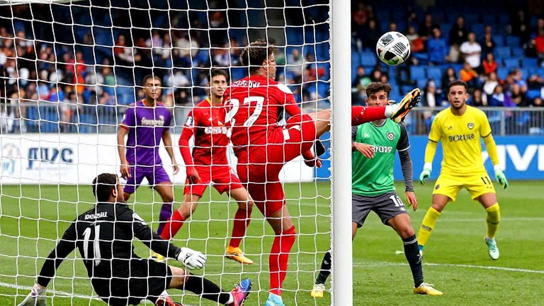 Vietnam 1-0 Philippines: An Unfinished Win and Three New Options for Kim Sang Sik Vietnam 1-0 Philippines: An Unfinished Win and Three New Options for Kim Sang Sik
