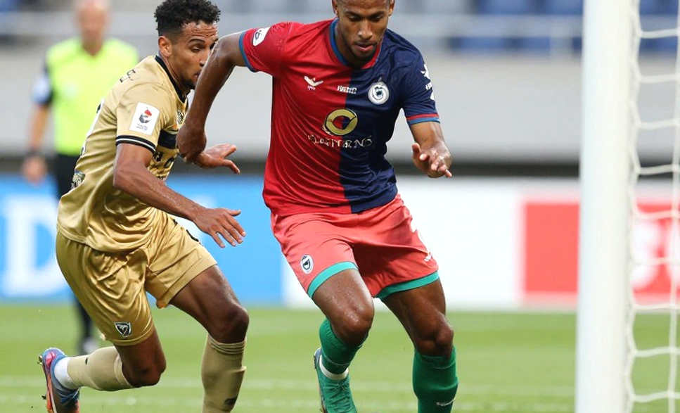 Schalke 04 và Hasan Kurucay: chiếc đồng hồ hợp đồng chạy nhanh hơn cả cuộc chiến trụ hạng