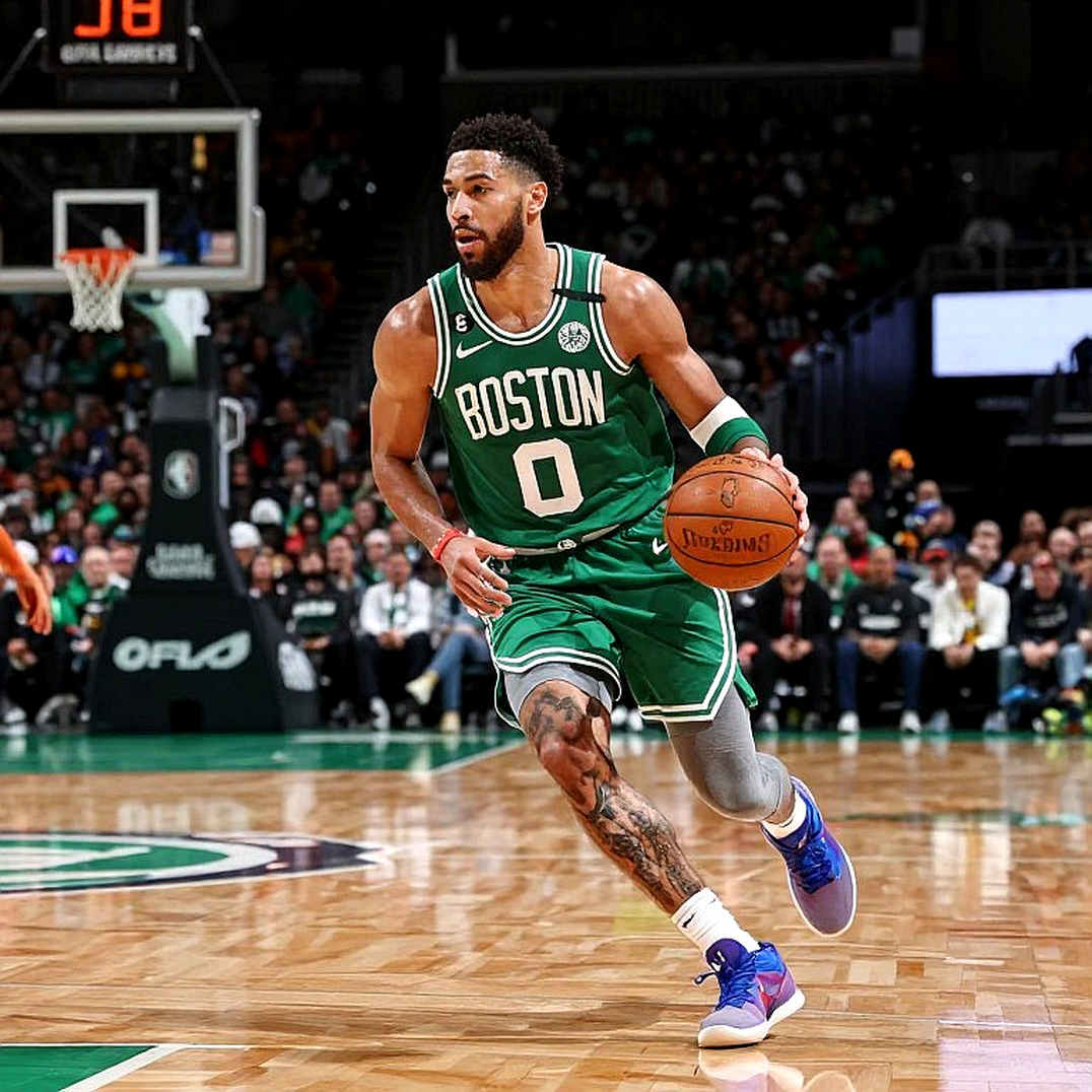 Yabusele và câu chuyện 'bóng rổ châu Âu' giữa hai nền văn hóa: Khi hợp đồng không nói dối, còn người đọc chúng thì có