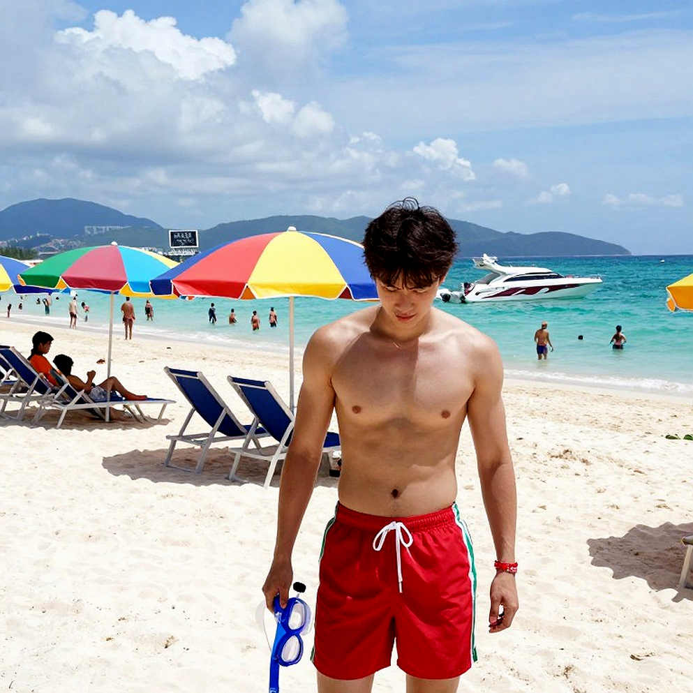 Bốn trang giấy của Tuna Swim Club và bài học bơi lội Việt Nam chưa từng viết ra Bốn trang giấy của Tuna Swim Club và bài học bơi lội Việt Nam chưa từng viết ra