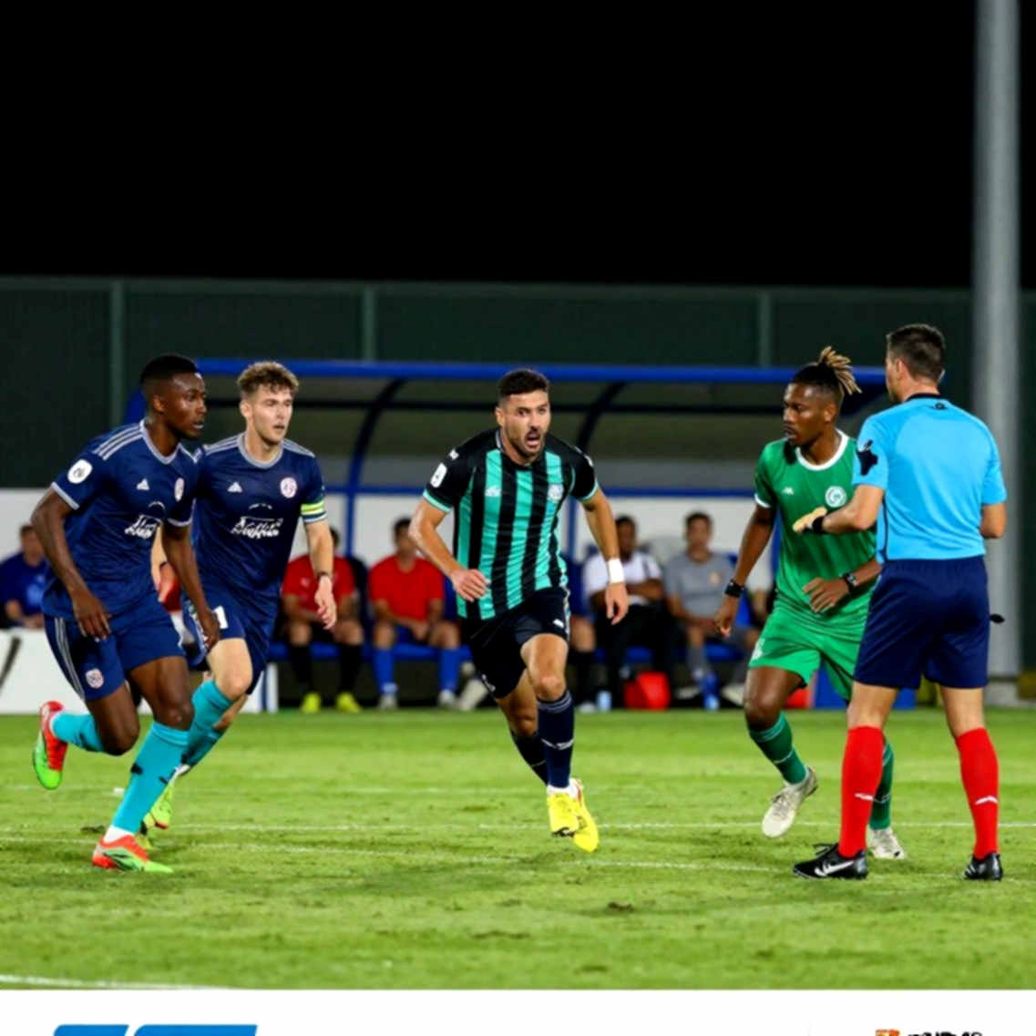 Hà Nội FC 1-4 SL Nghệ An: Phút 53 ở Hàng Đẫy và khoảng trống Harry Kewell chưa lấp được Hà Nội FC 1-4 SL Nghệ An: Phút 53 ở Hàng Đẫy và khoảng trống Harry Kewell chưa lấp được