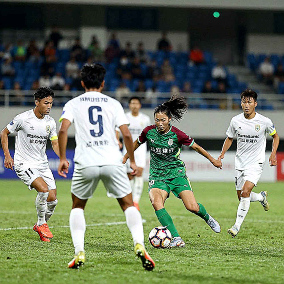 Hernán Crespo ca ngợi cú đúp của 'Pepe' Martín: 'Chúng tôi cần cậu ấy và cậu ấy đã xuất hiện'