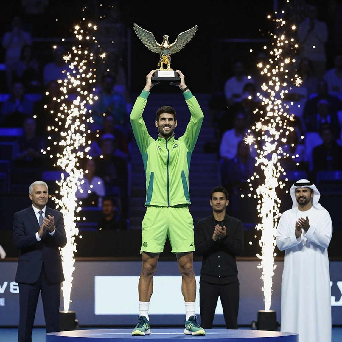Mùi cần sa trên sân Grand Slam: Sabalenka, khoảng lặng giữa hai cú giao bóng Mùi cần sa trên sân Grand Slam: Sabalenka, khoảng lặng giữa hai cú giao bóng