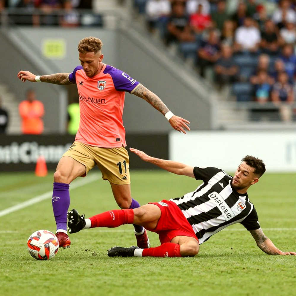 Fenerbahçe and the Two-Striker Gamble: İsmail Kartal Reads the Sediment Layer at Samandıra Fenerbahçe and the Two-Striker Gamble: İsmail Kartal Reads the Sediment Layer at Samandıra
