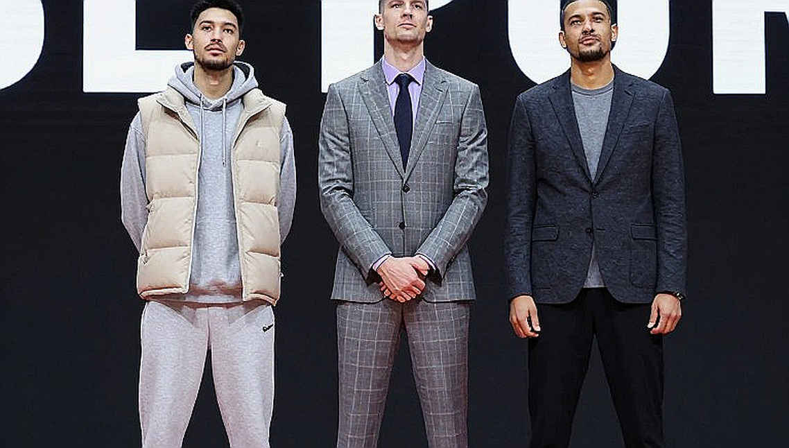 Sacramento Kings: Khi hàng trên chật chội và đầu gối của Sabonis định hình cả mùa giải