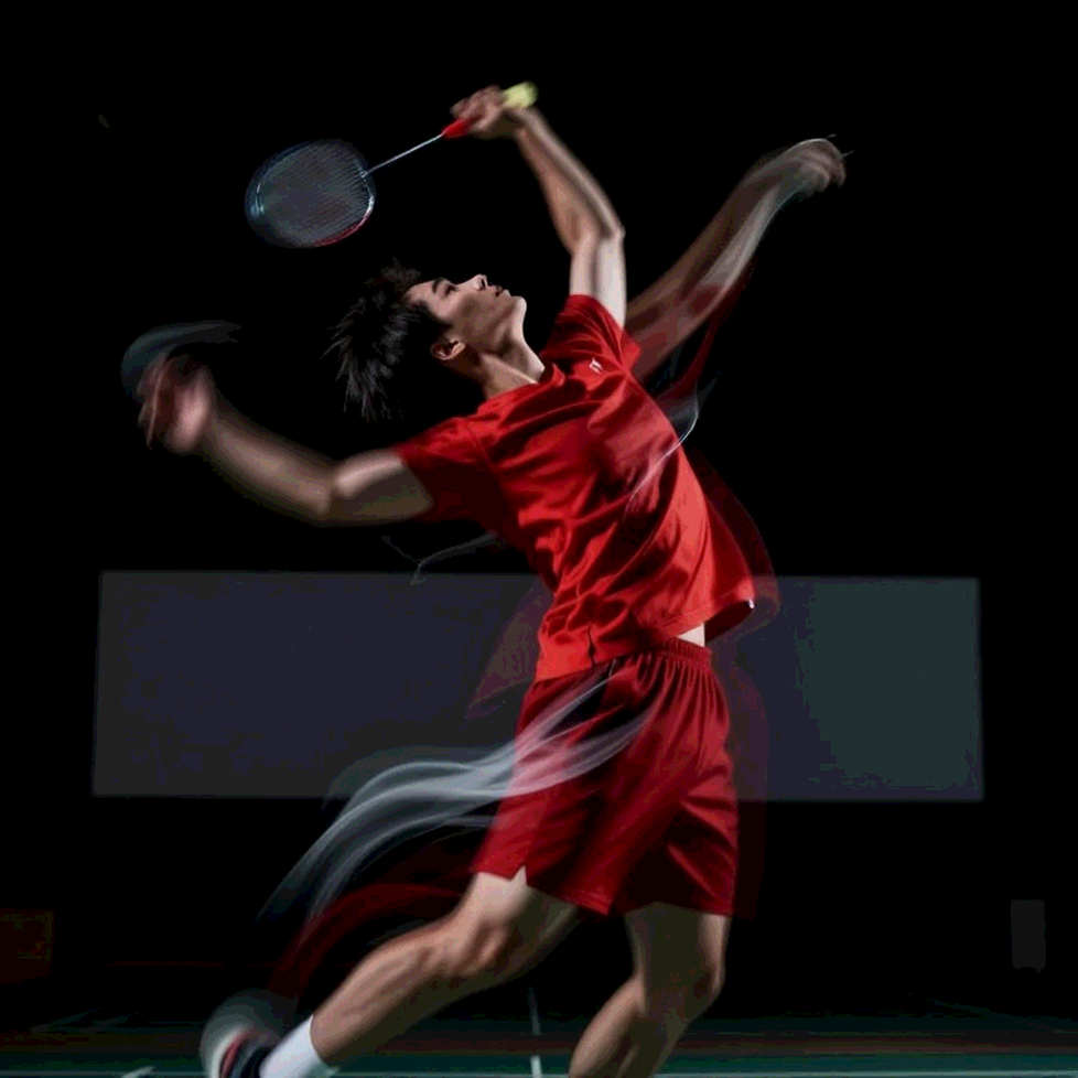 Alwi Farhan tập cùng Kento Momota trước Asian Games 2026: Indonesia đang đặt cược vào điều gì?