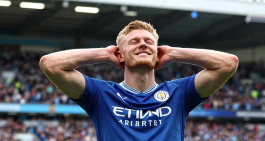 Manchester United, Lewis Hall và bài học của một chiếc đồng hồ sai Manchester United, Lewis Hall và bài học của một chiếc đồng hồ sai