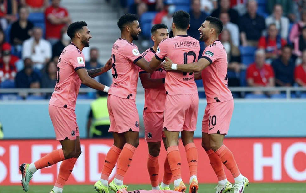 Hà Nội FC đánh bại CAHN: 75 phút của Văn Quyết và cuộc chuyển giao được lập trình từ phòng thay đồ