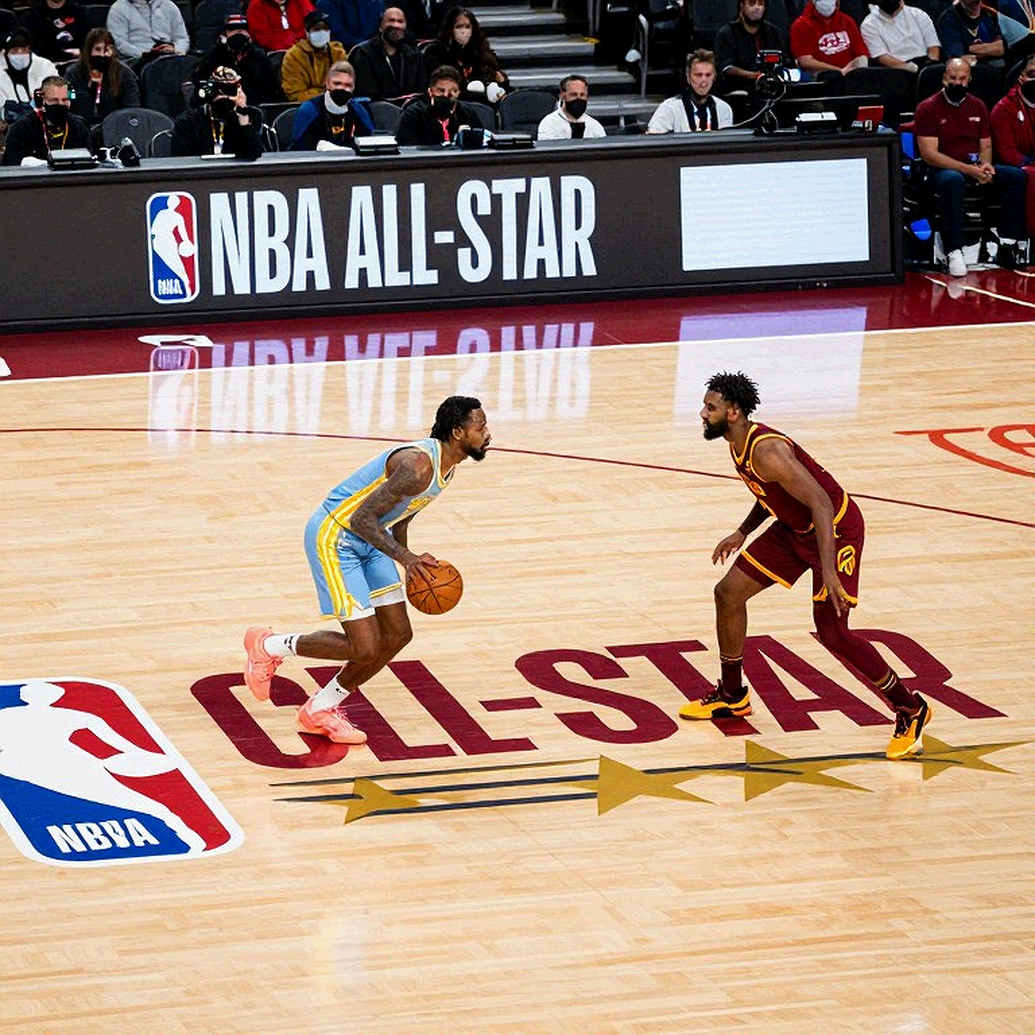 Reese ghi 30 điểm, 16 rebounds giúp Dream san bằng chung kết WNBA: chiến thắng được xây từ 19 lần mất bóng